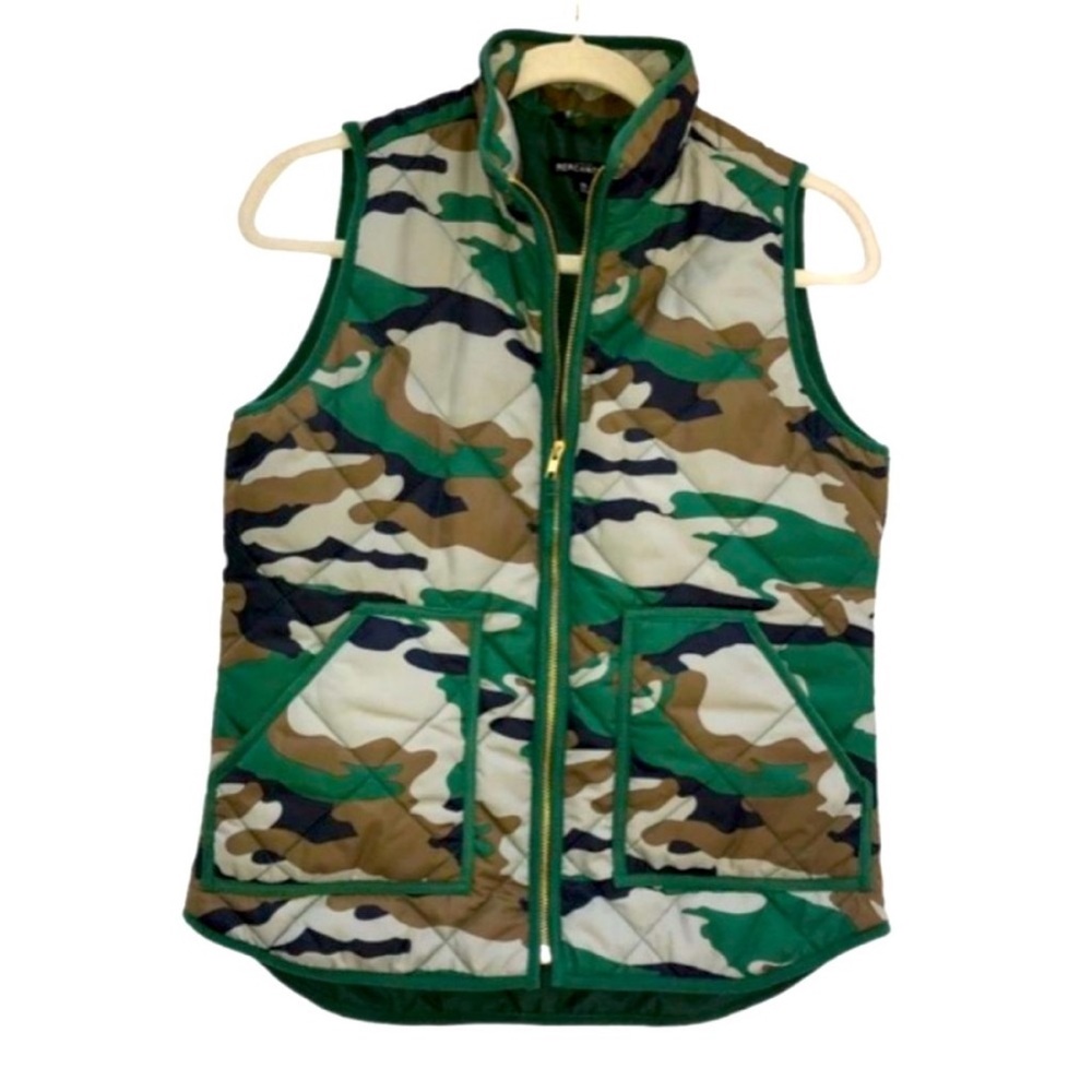 j. crew Mercantile army green classic camouflage AS NEW puffer vest XS